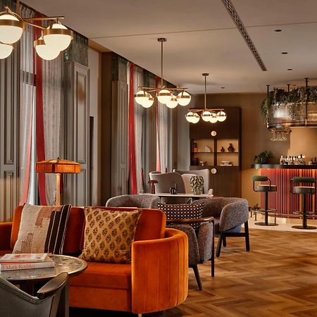 Radisson Red Berlin Kudamm Hotel ภายนอก รูปภาพ