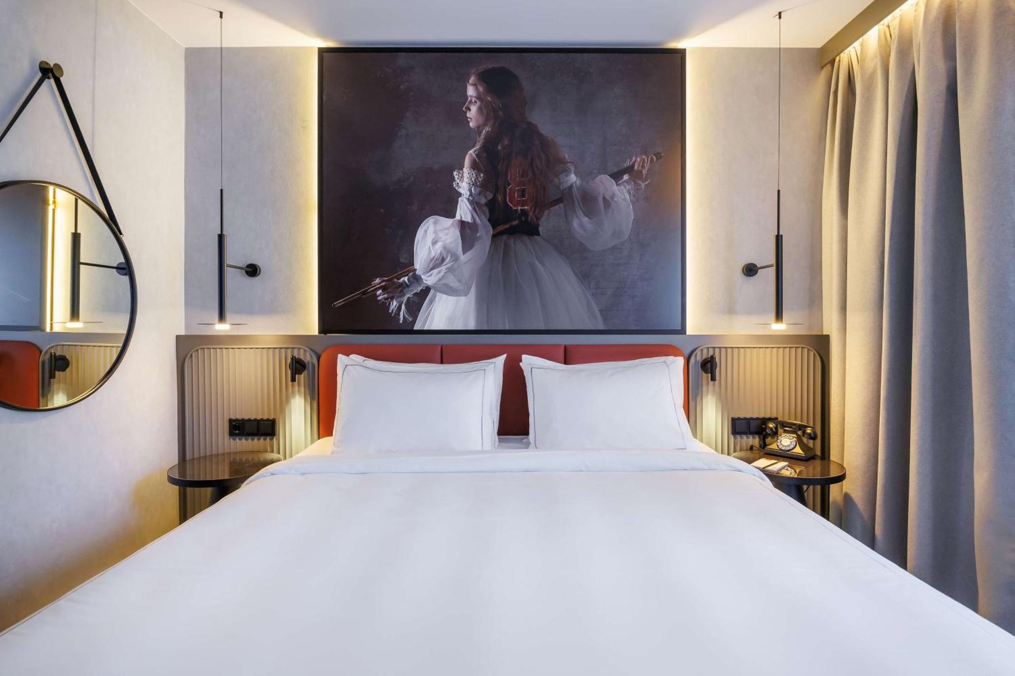 Radisson Red Berlin Kudamm Hotel ภายนอก รูปภาพ