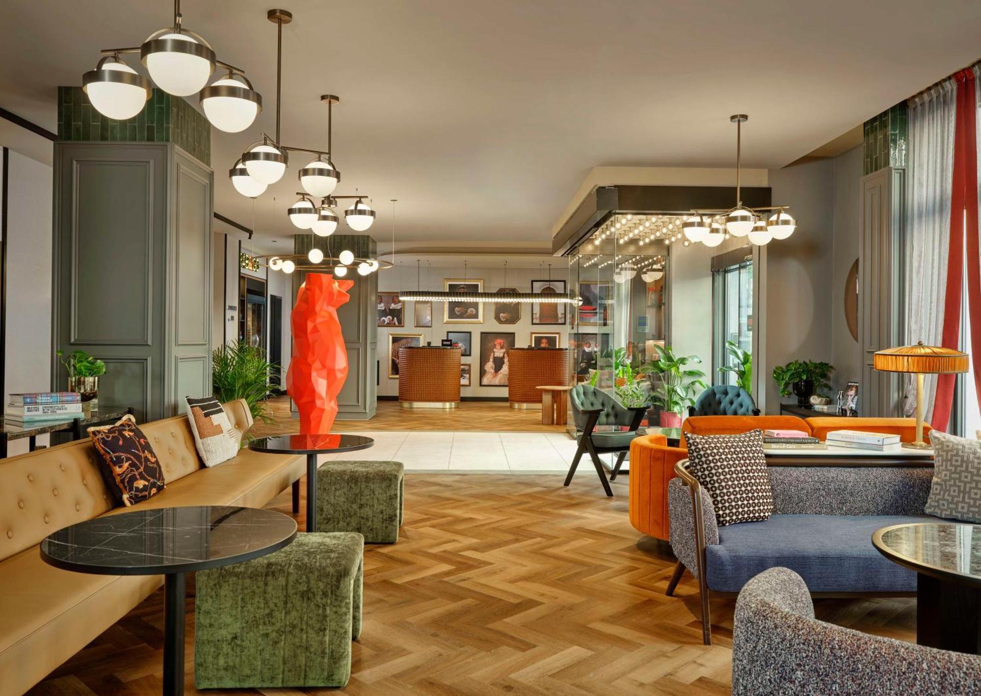 Radisson Red Berlin Kudamm Hotel ภายนอก รูปภาพ