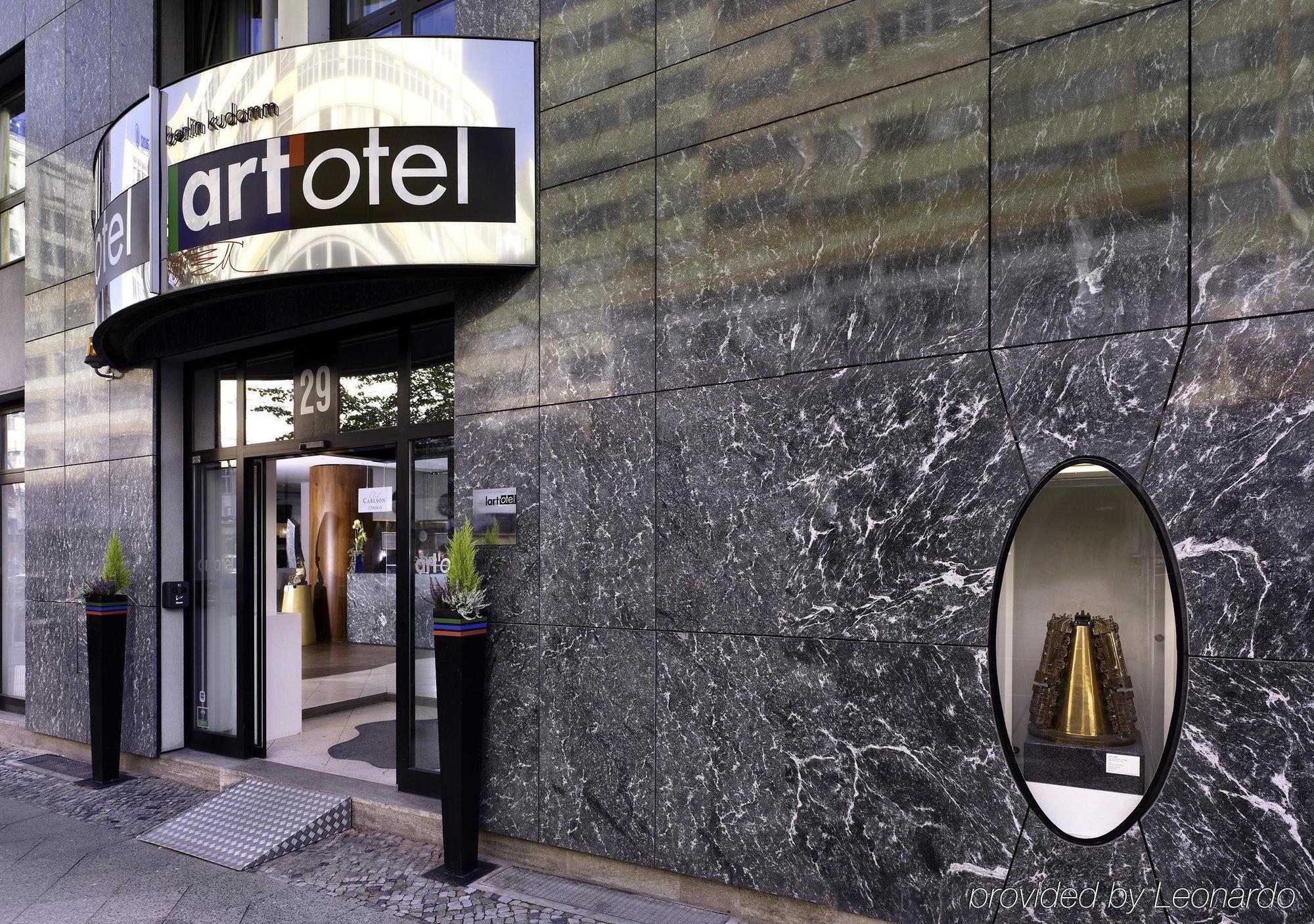 Radisson Red Berlin Kudamm Hotel ภายนอก รูปภาพ